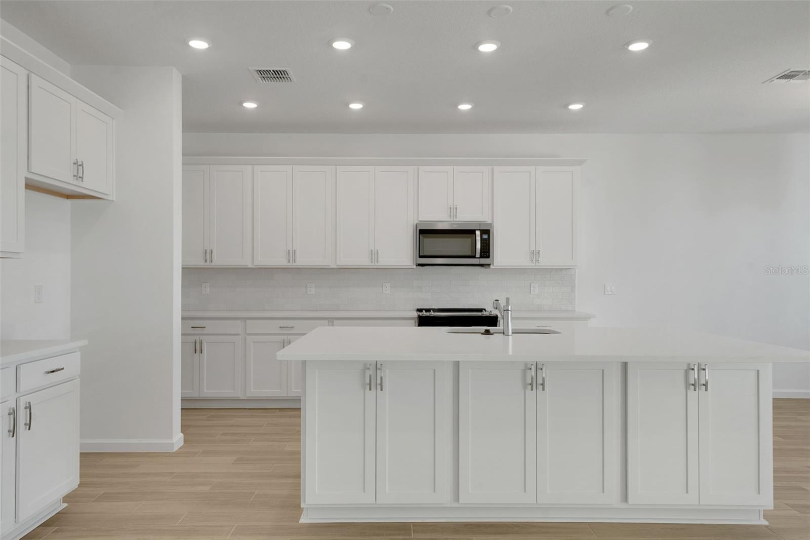 Image 14 of 45 For 1006 Fiesta Key Circle