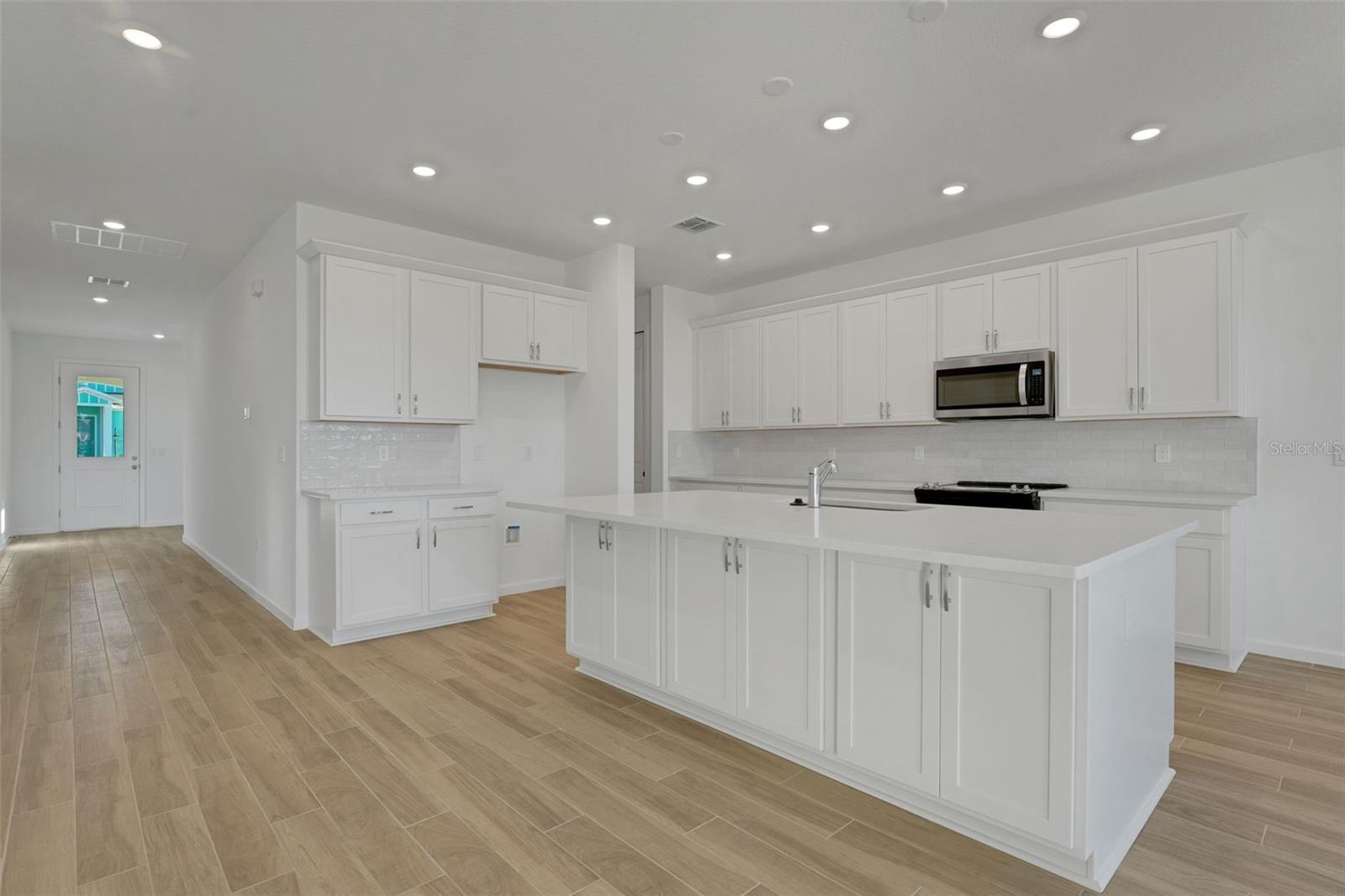 Image 15 of 45 For 1006 Fiesta Key Circle