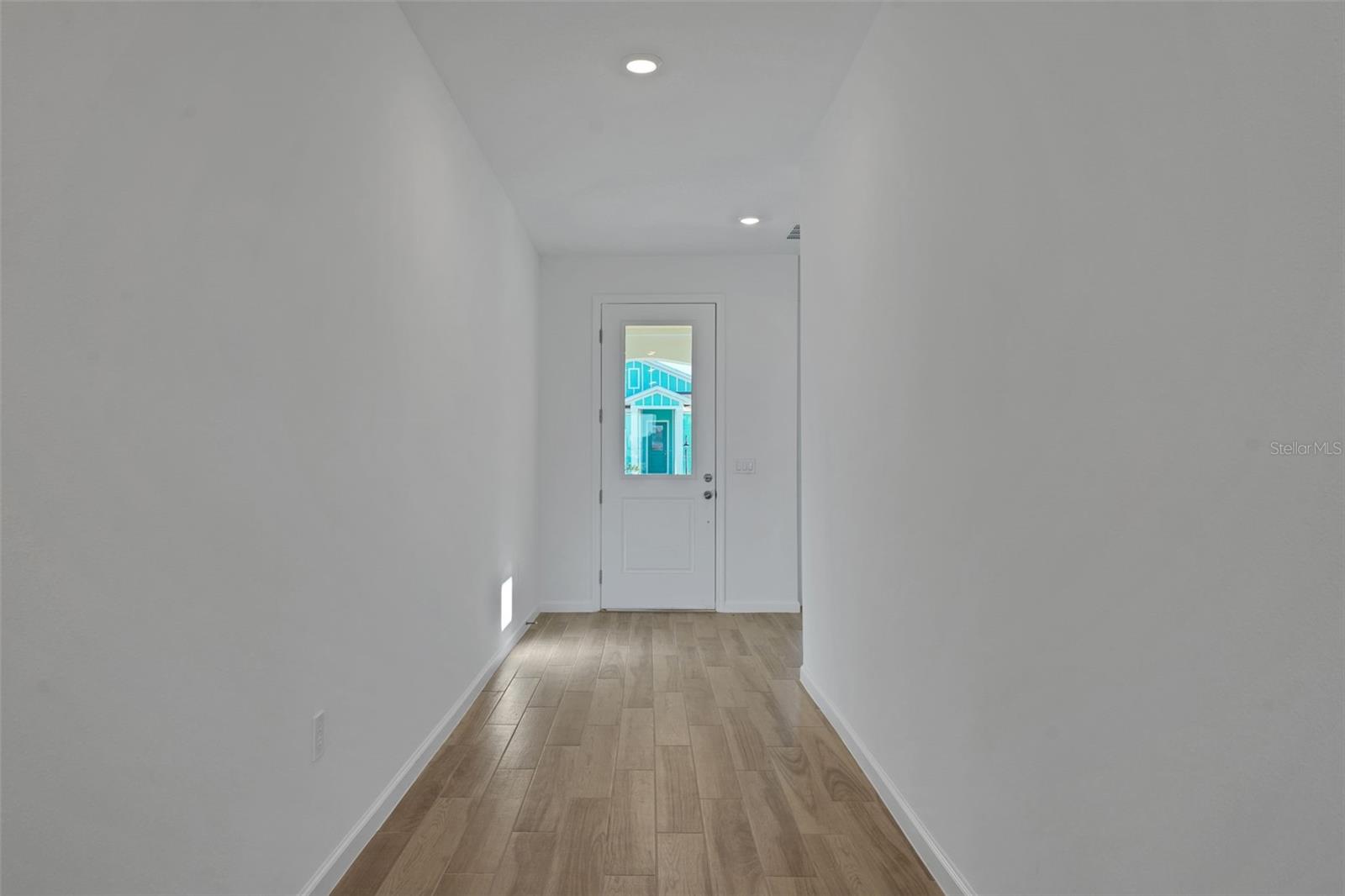 Image 9 of 45 For 1006 Fiesta Key Circle