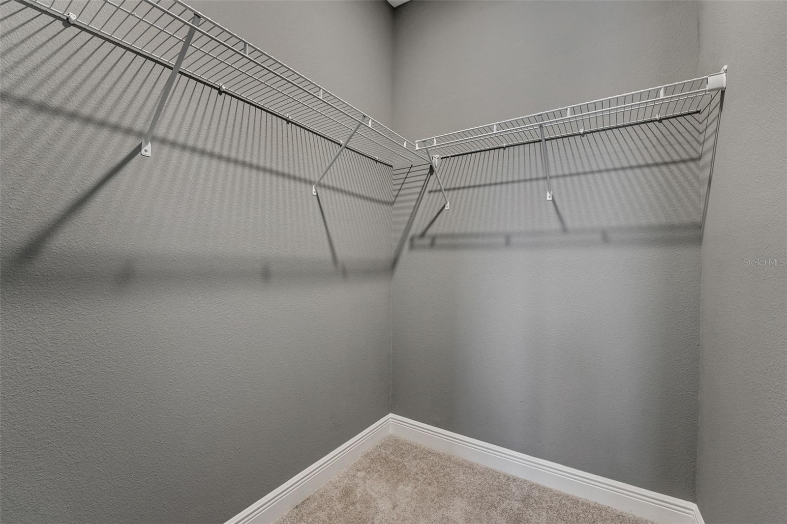 Image 34 of 56 For 985 Fiesta Key Circle