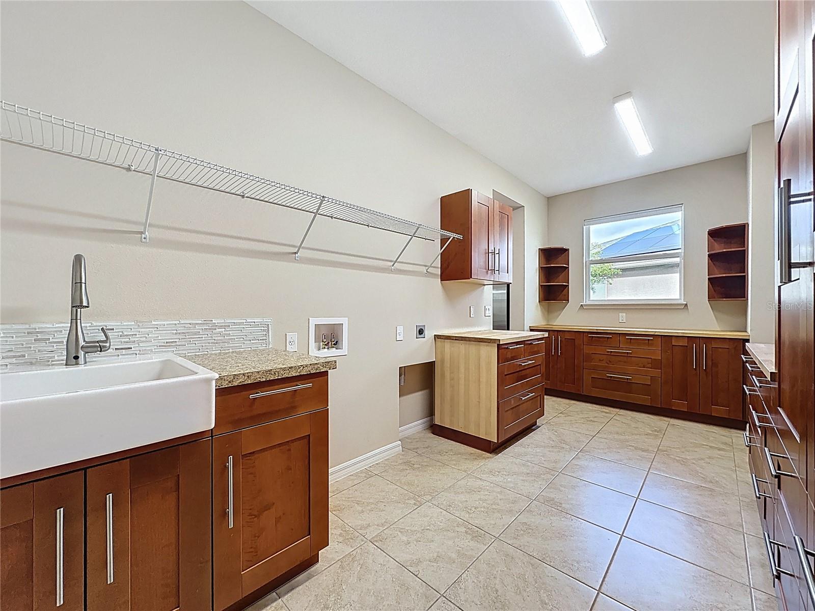 Image 15 of 52 For 330 Alcove Drive