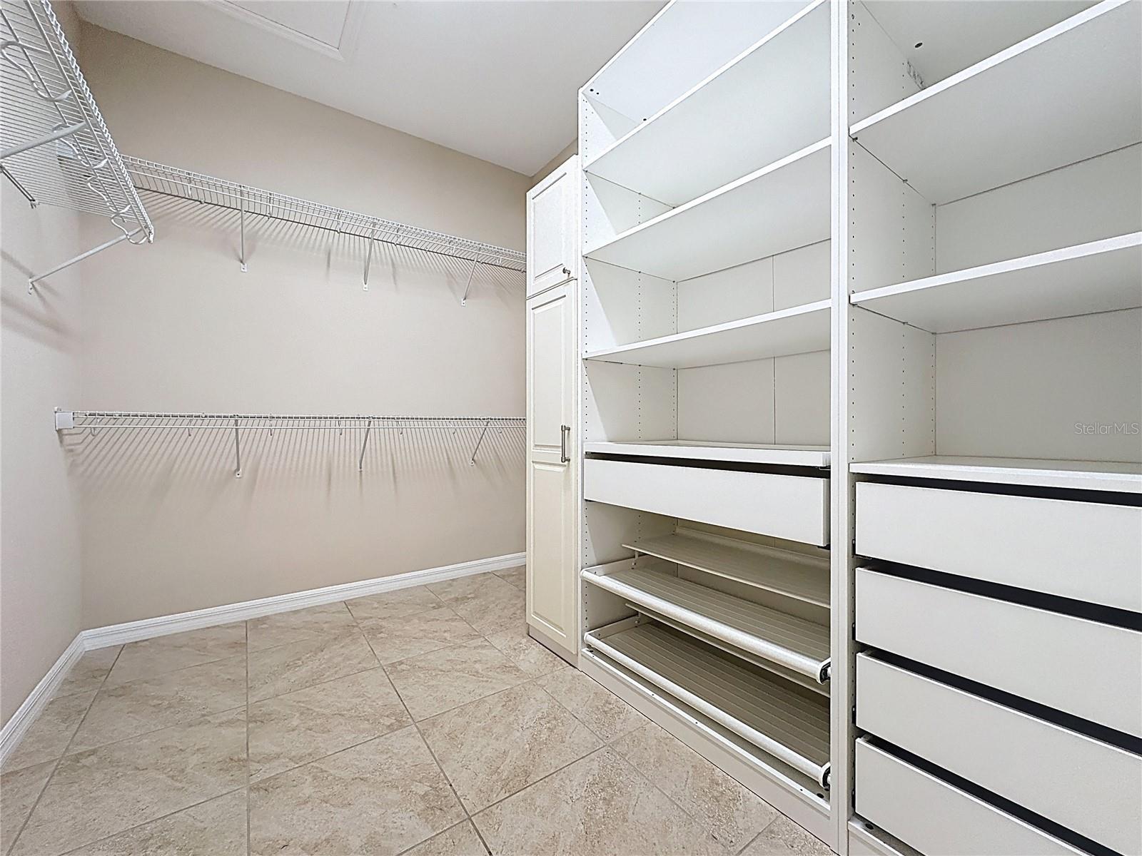 Image 33 of 52 For 330 Alcove Drive