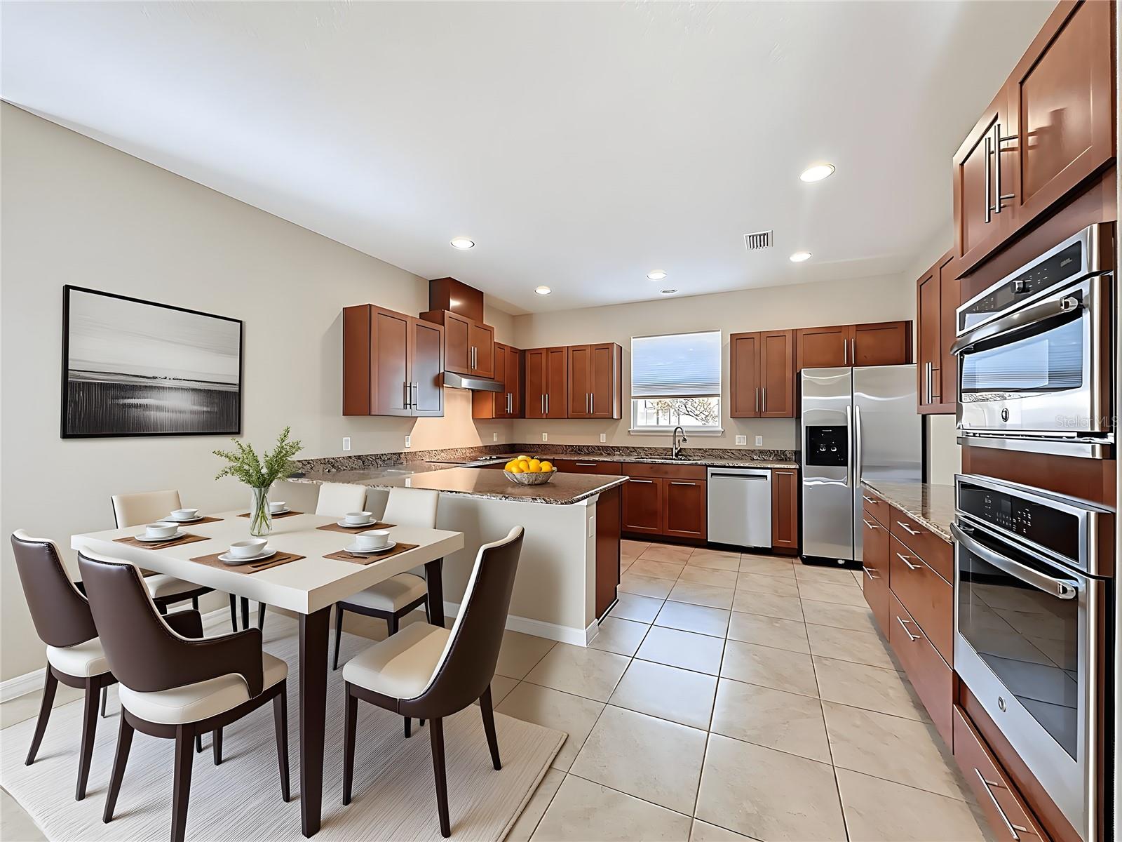 Image 7 of 52 For 330 Alcove Drive