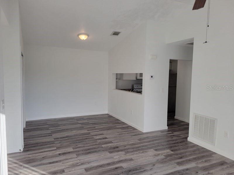 Image 6 of 17 For 5214 Via Hacienda Circle A308