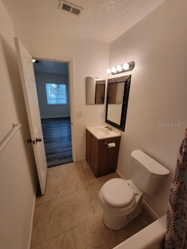 Image 9 of 17 For 5214 Via Hacienda Circle A308