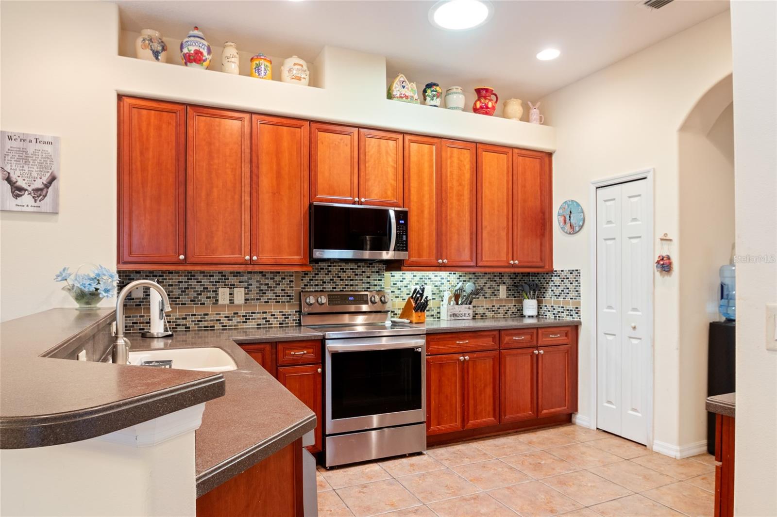 Image 9 of 34 For 27601 Country Stone Court