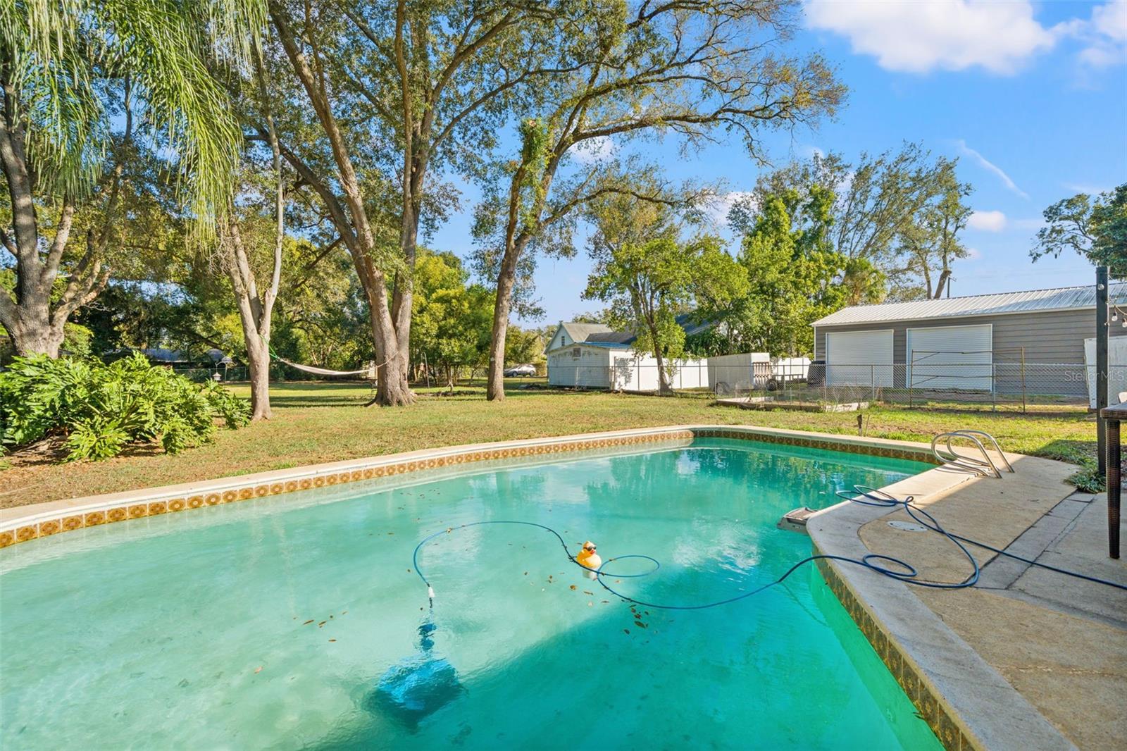 Listing photo id 19 for 509 Oakwood Avenue