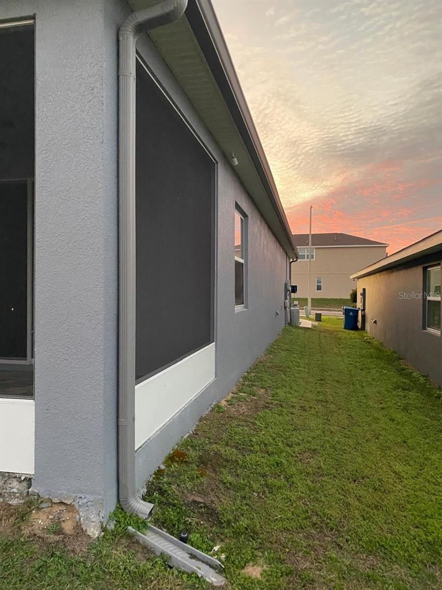 Image 4 of 7 For 4403 Hummingbird Lane