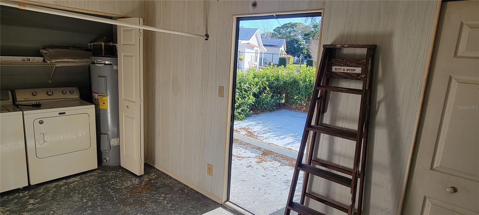 Image 13 of 35 For 1635 Pinehurst Drive