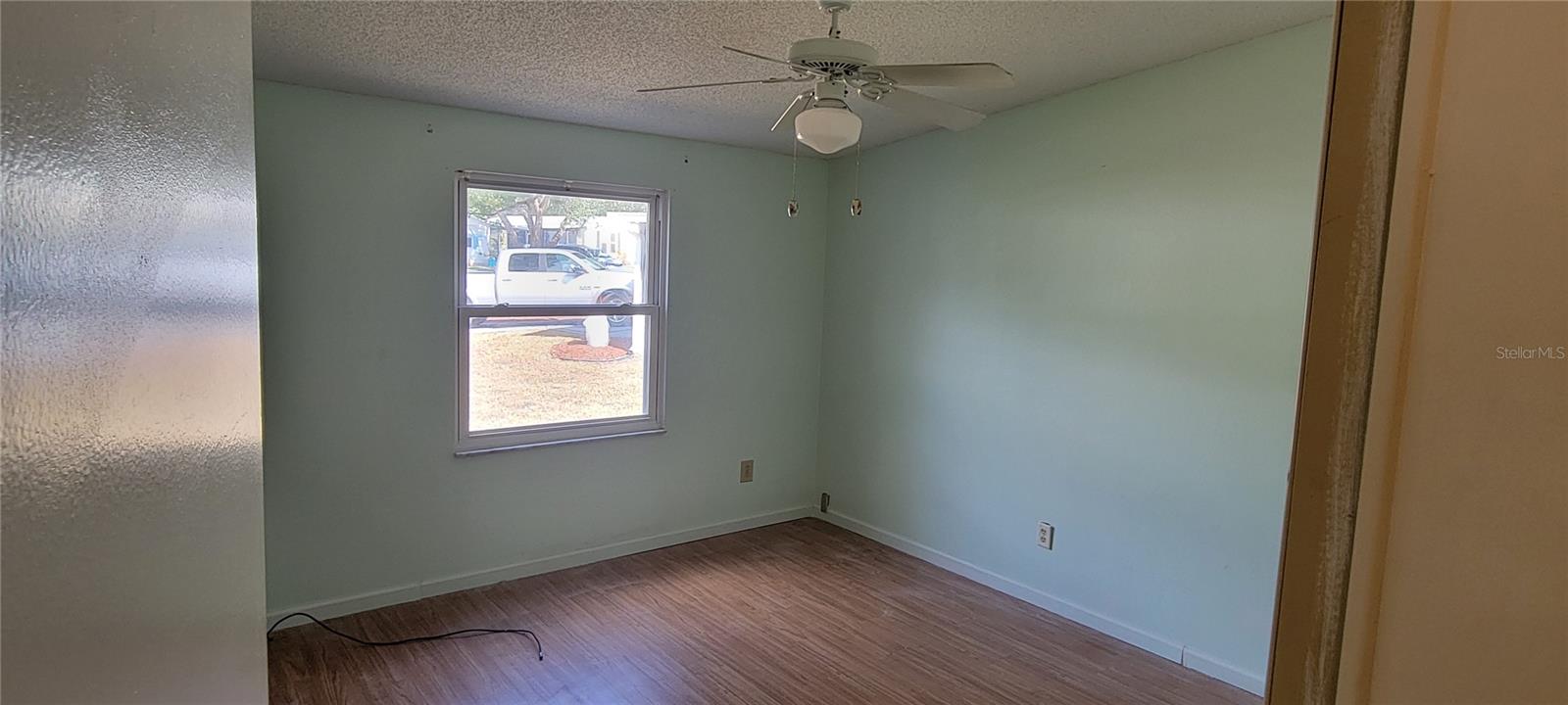 Image 21 of 35 For 1635 Pinehurst Drive