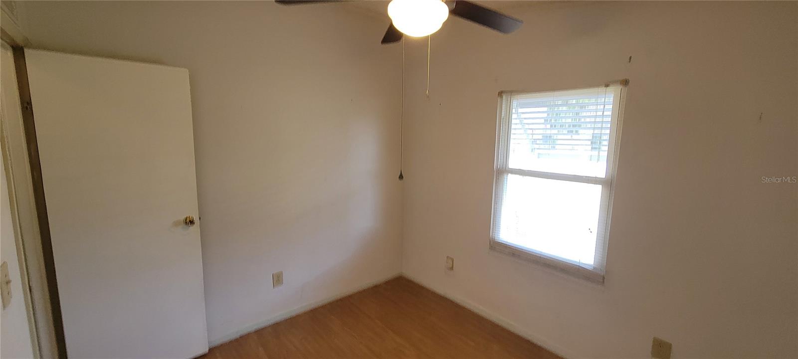 Image 25 of 35 For 1635 Pinehurst Drive