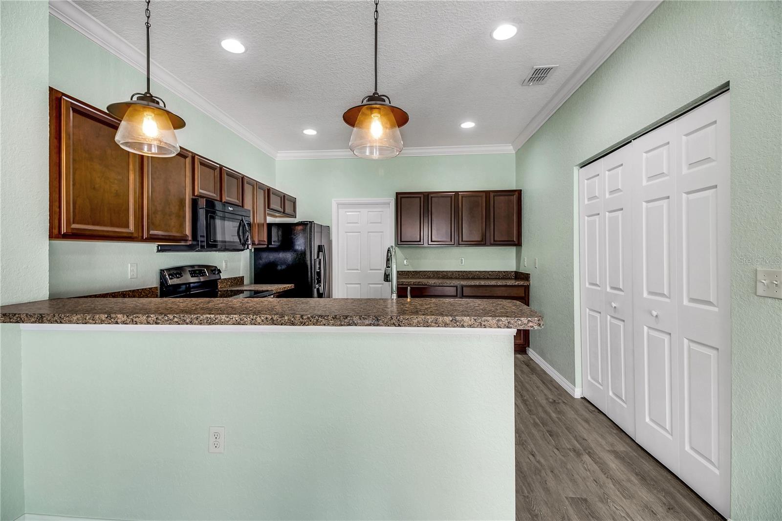 Image 15 of 72 For 12392 48th Loop