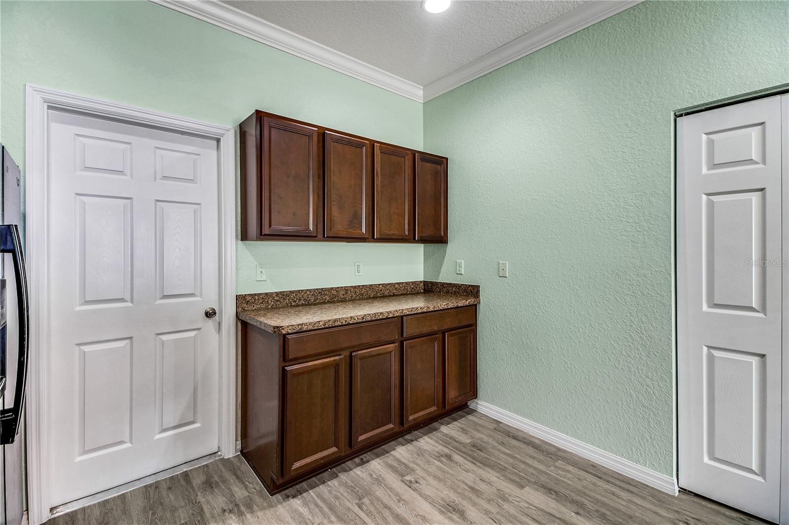 Image 20 of 72 For 12392 48th Loop