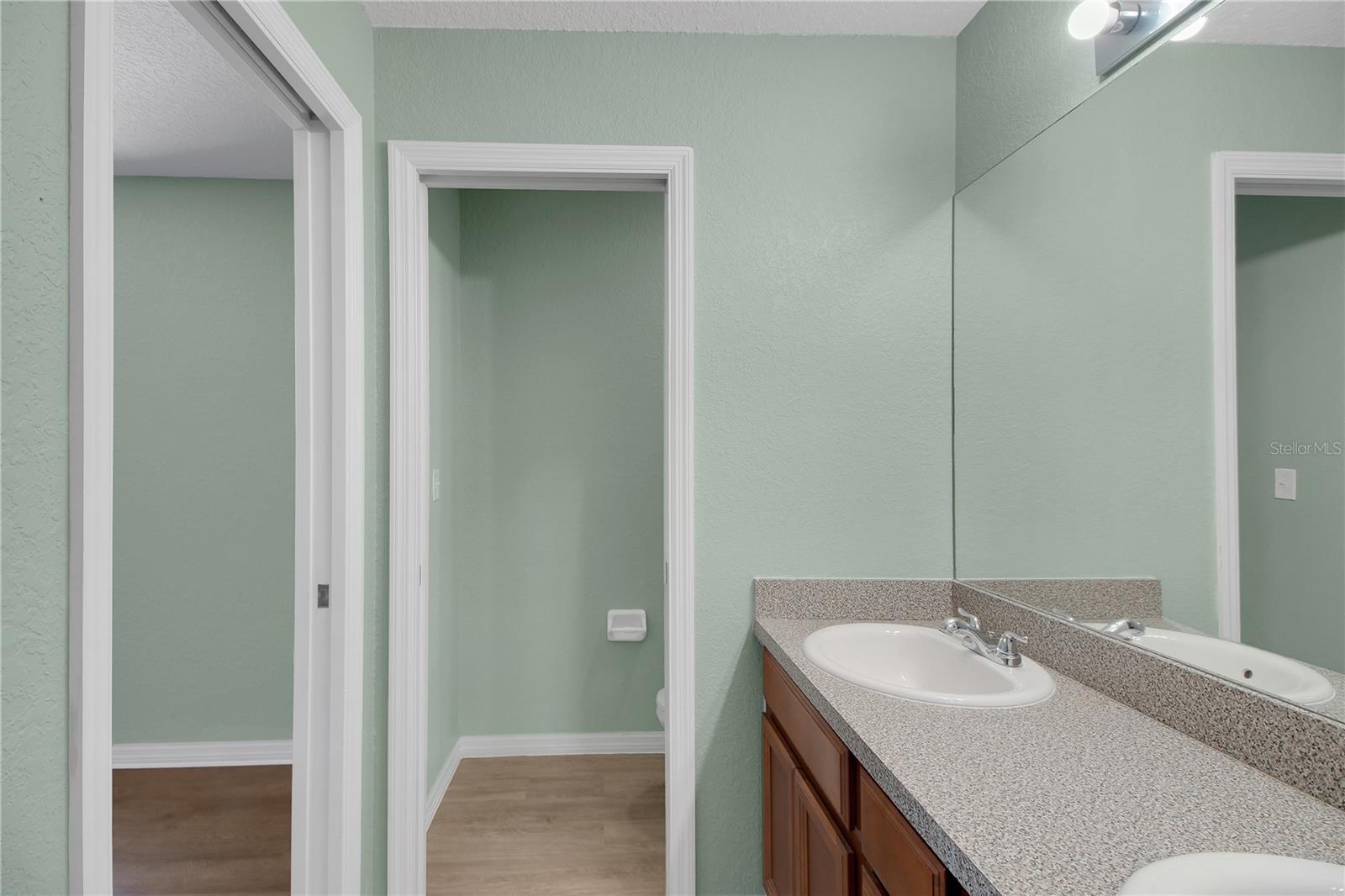 Image 30 of 72 For 12392 48th Loop