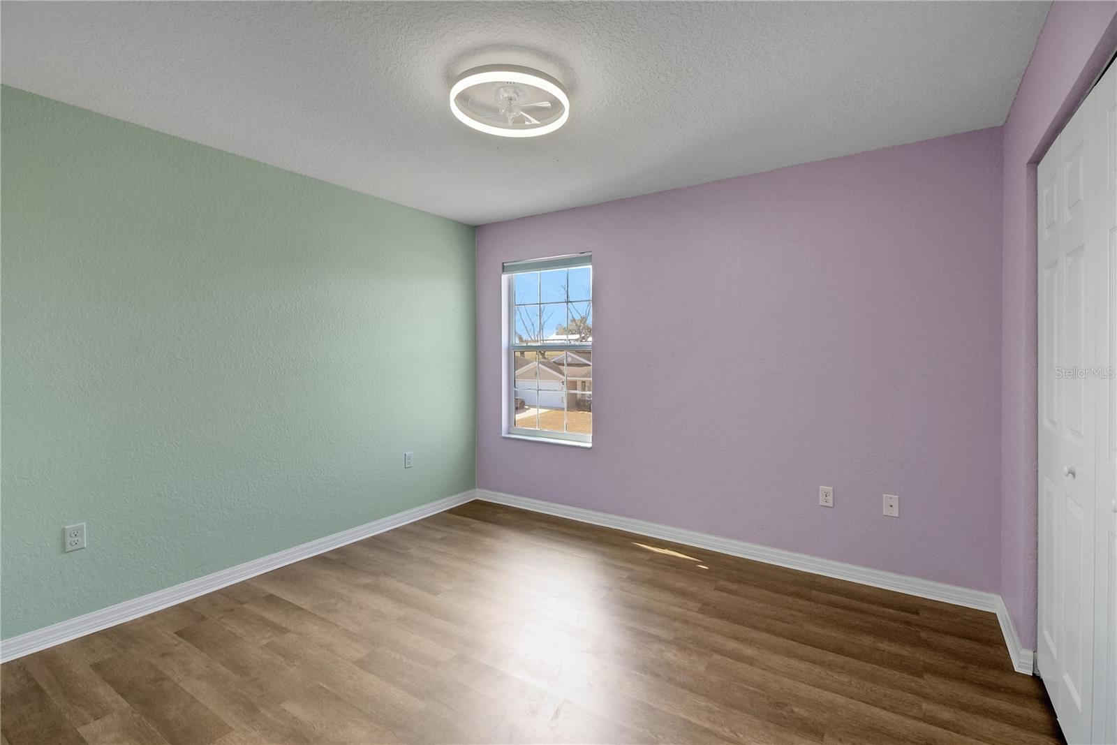 Image 40 of 72 For 12392 48th Loop