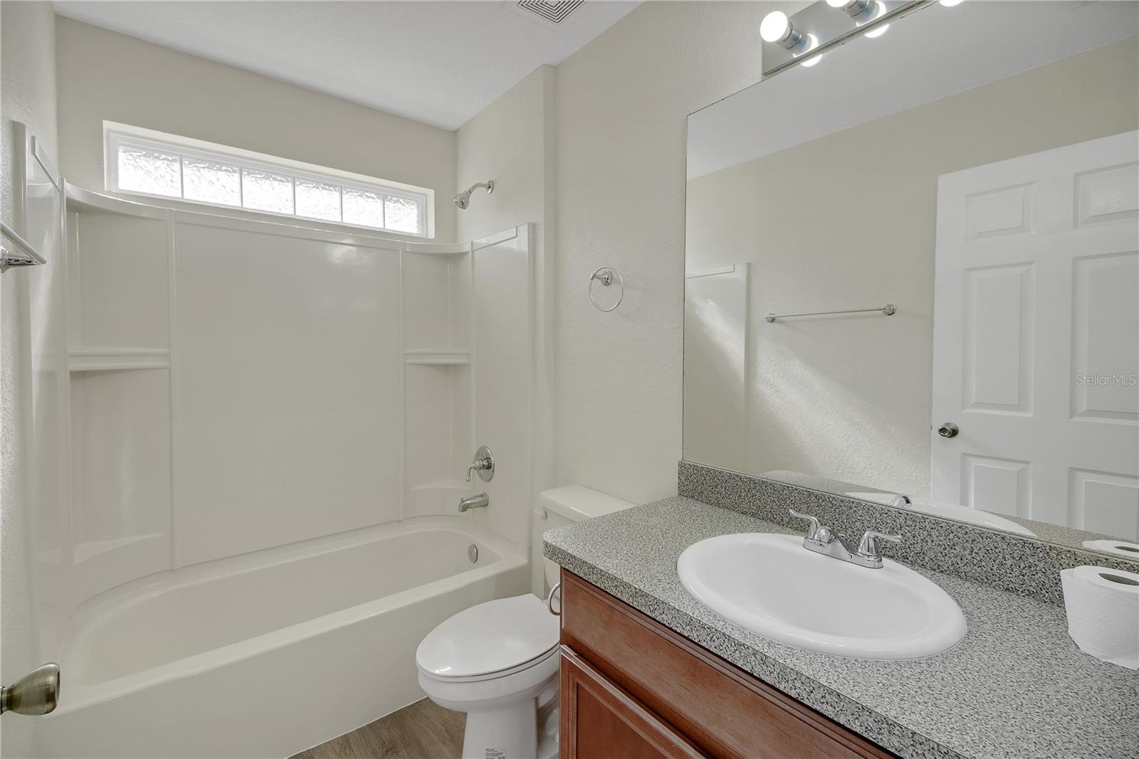 Image 42 of 72 For 12392 48th Loop