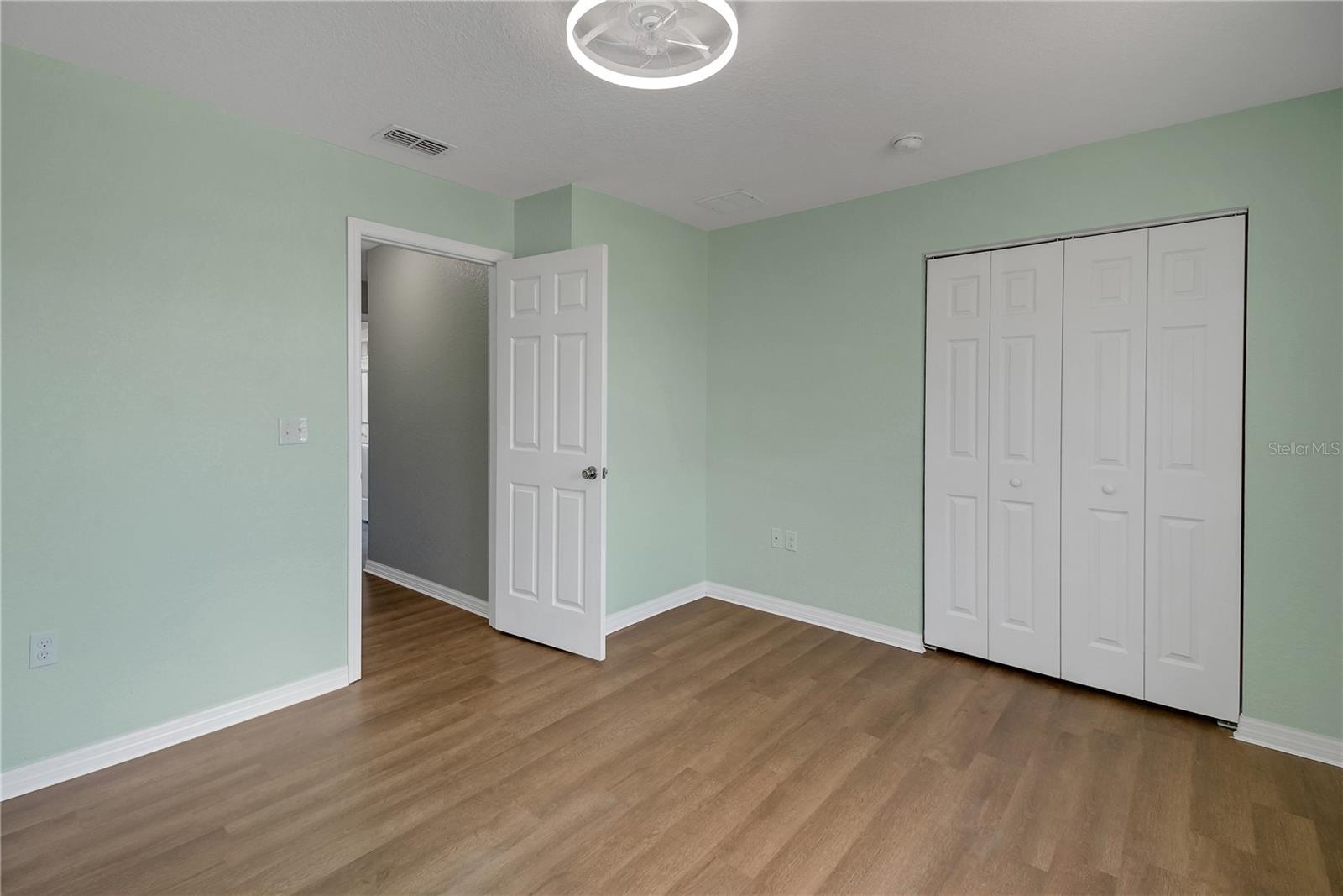 Image 46 of 72 For 12392 48th Loop