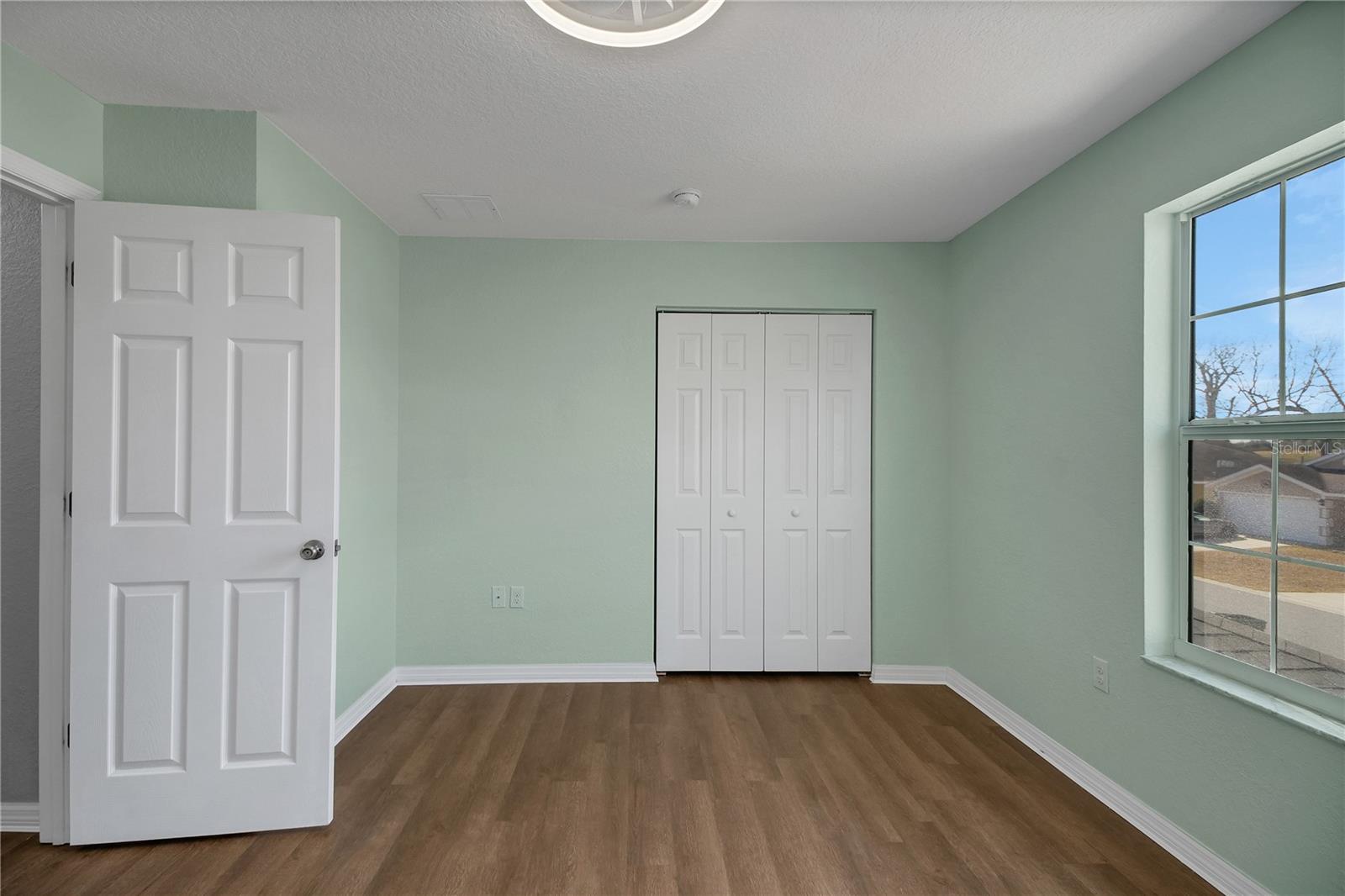 Image 47 of 72 For 12392 48th Loop