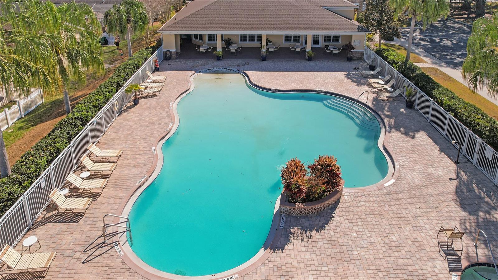 Image 64 of 72 For 12392 48th Loop