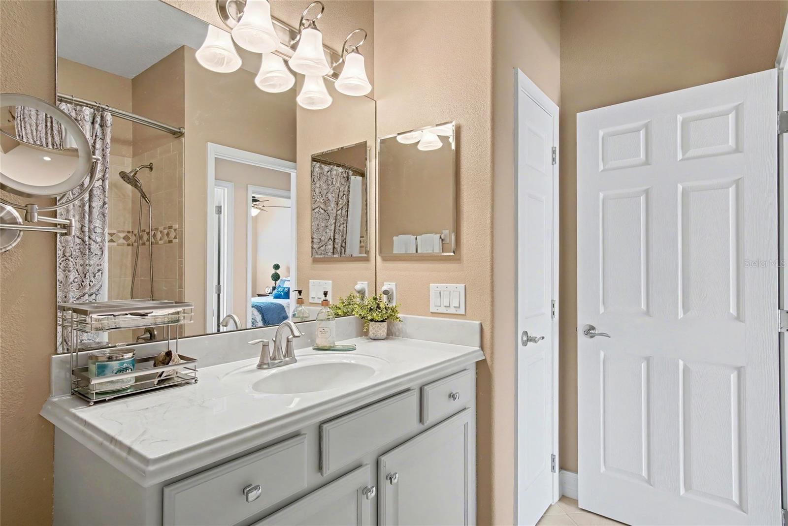 Image 22 of 33 For 10459 Belfry Circle