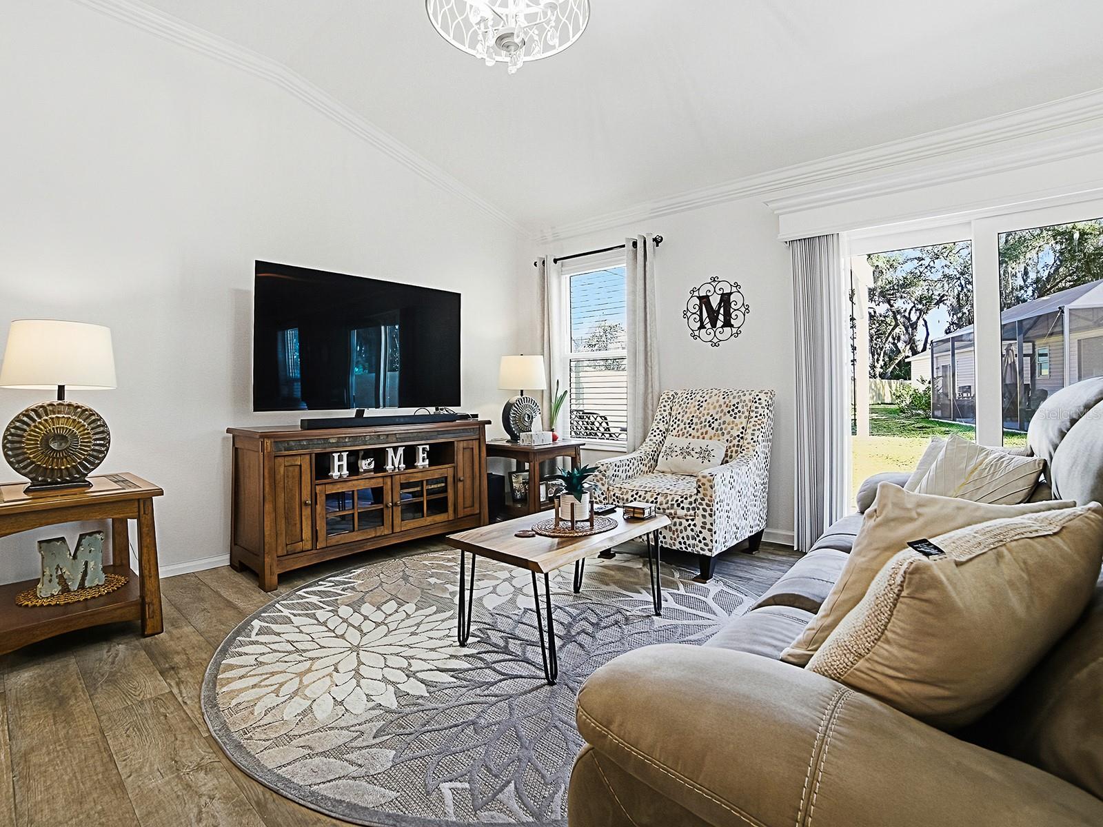 Image 11 of 37 For 3099 Melle Place