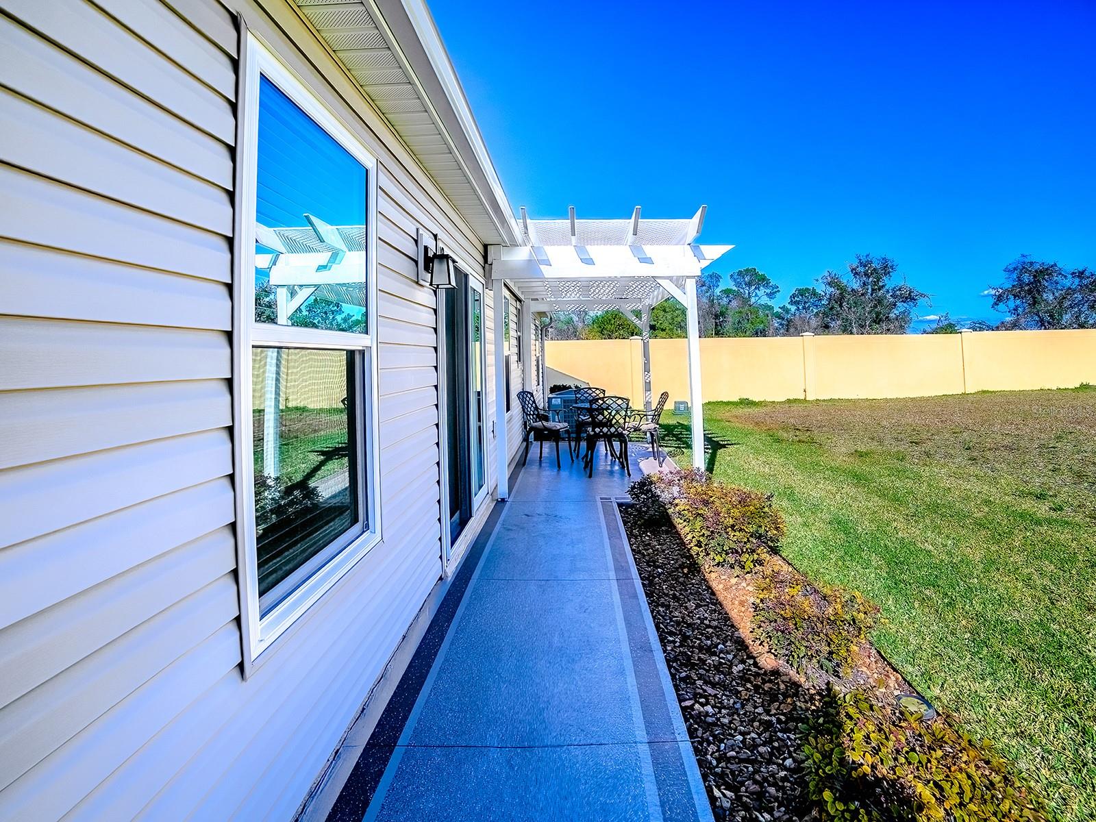 Image 30 of 37 For 3099 Melle Place