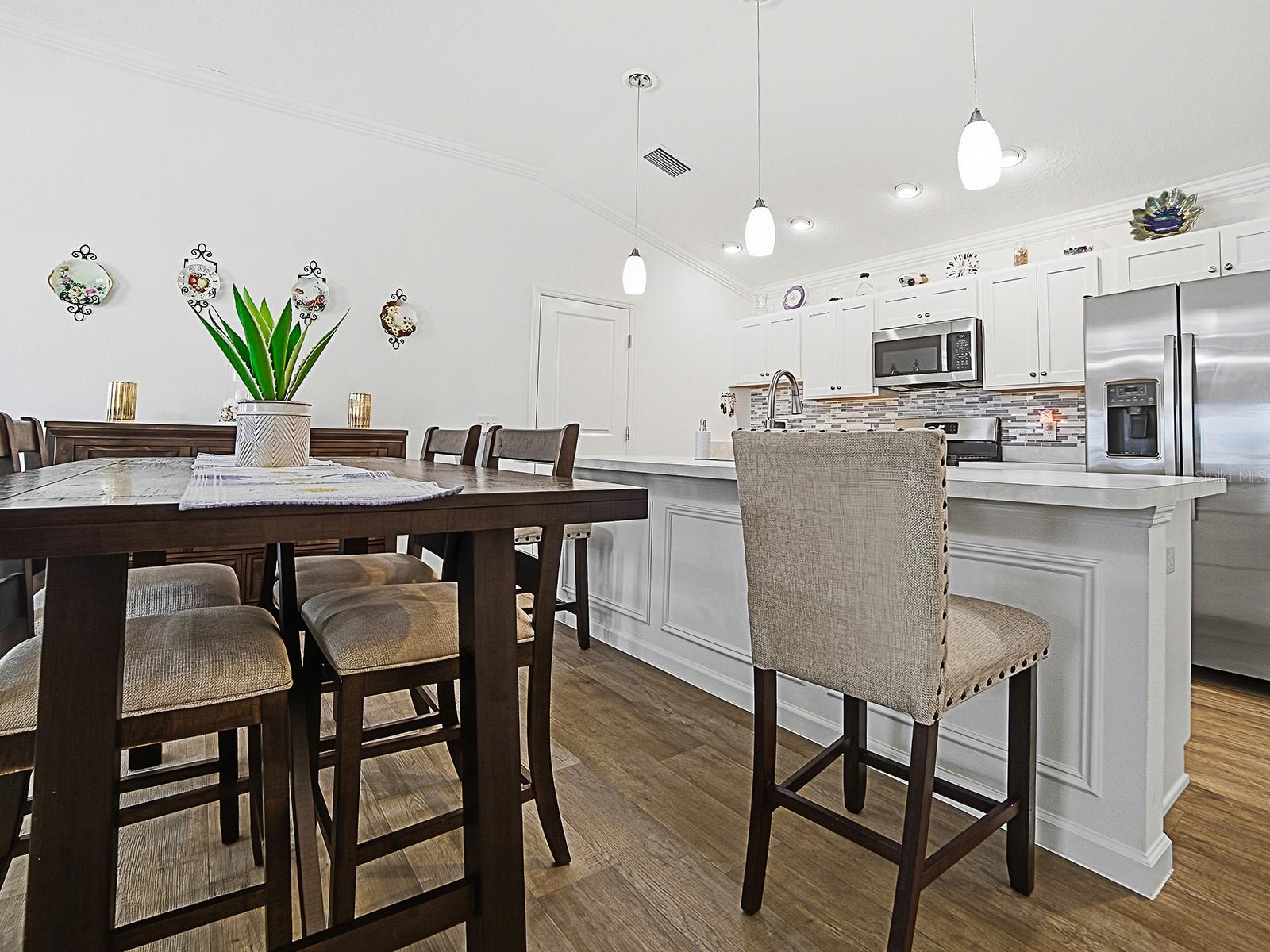 Image 9 of 37 For 3099 Melle Place