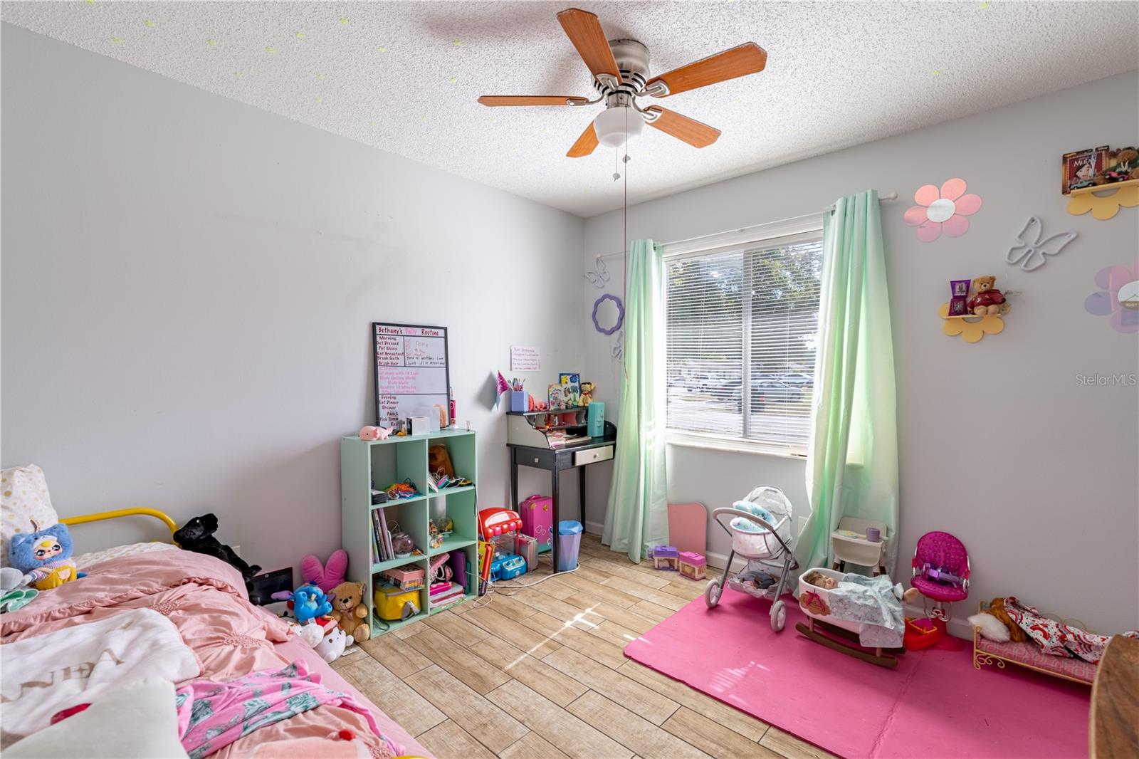 Image 12 of 27 For 12381 Antonio Circle