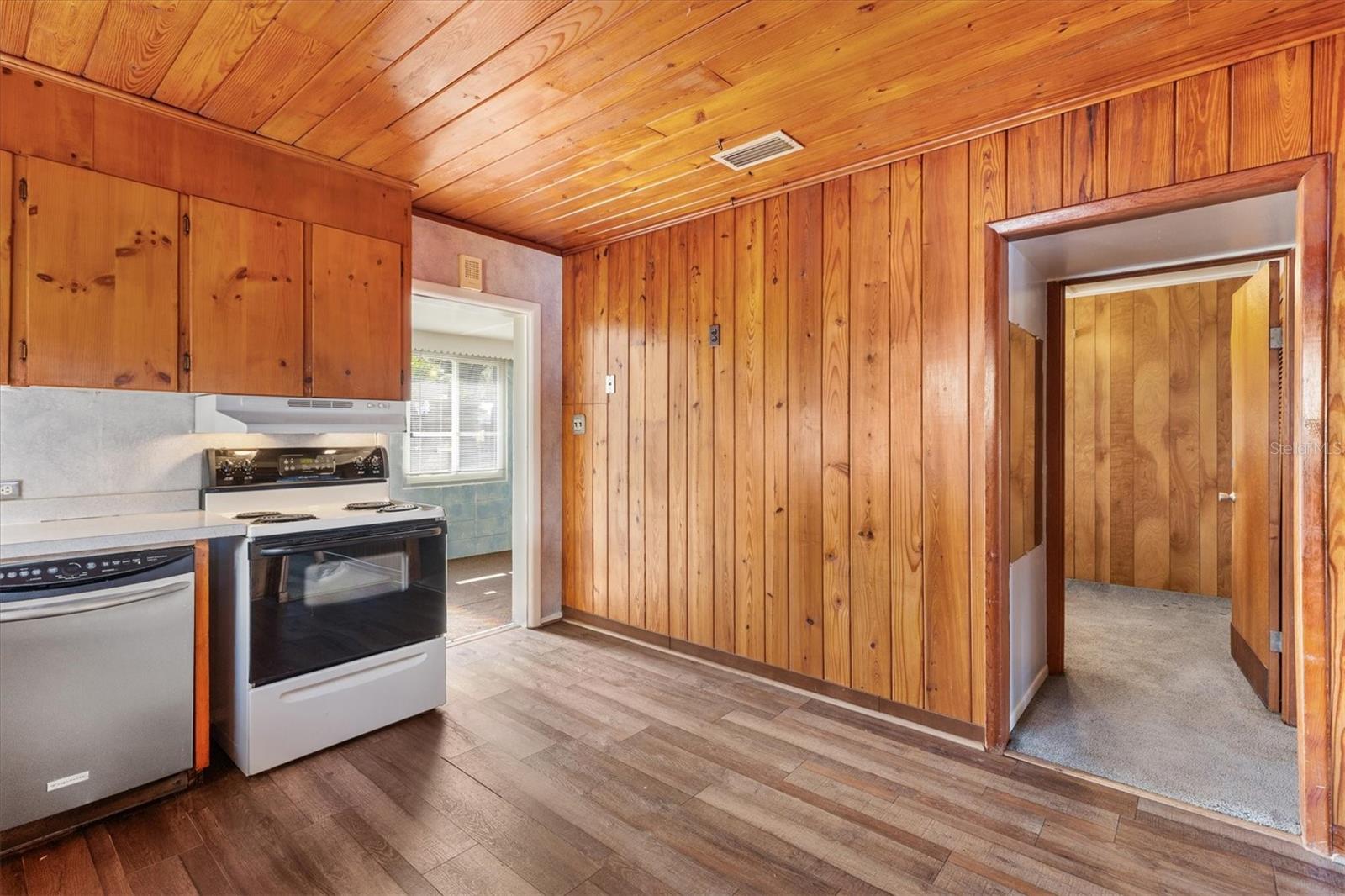 Image 12 of 38 For 5605 Berts Road