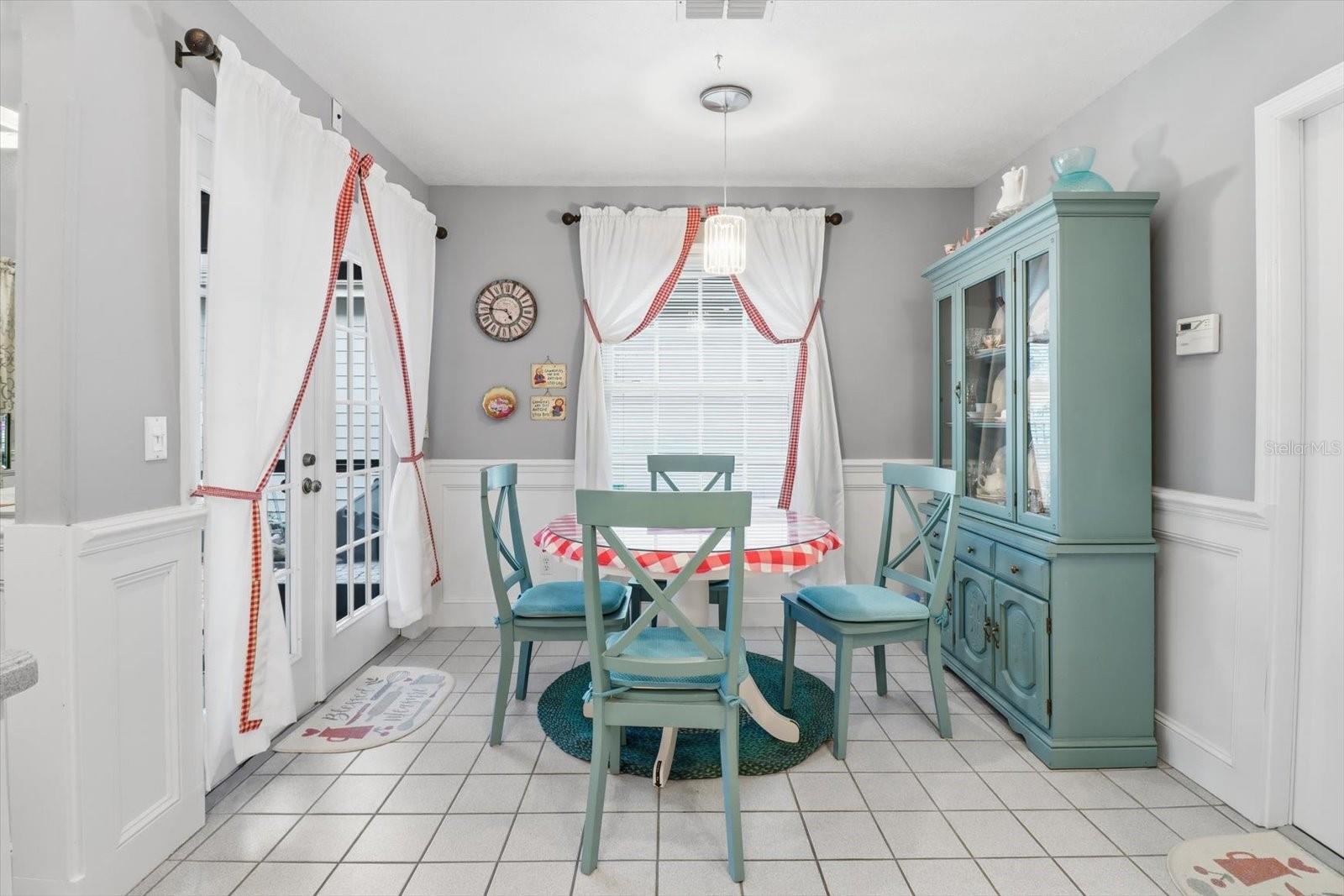 Image 12 of 30 For 9533 Pelican Cove Court