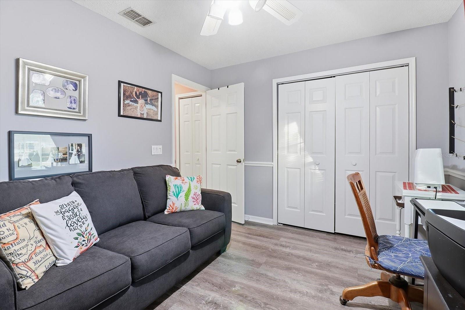 Image 17 of 30 For 9533 Pelican Cove Court