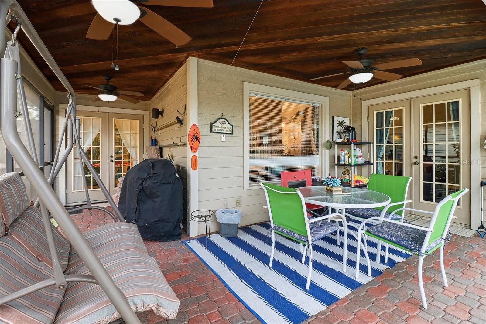 Image 25 of 30 For 9533 Pelican Cove Court