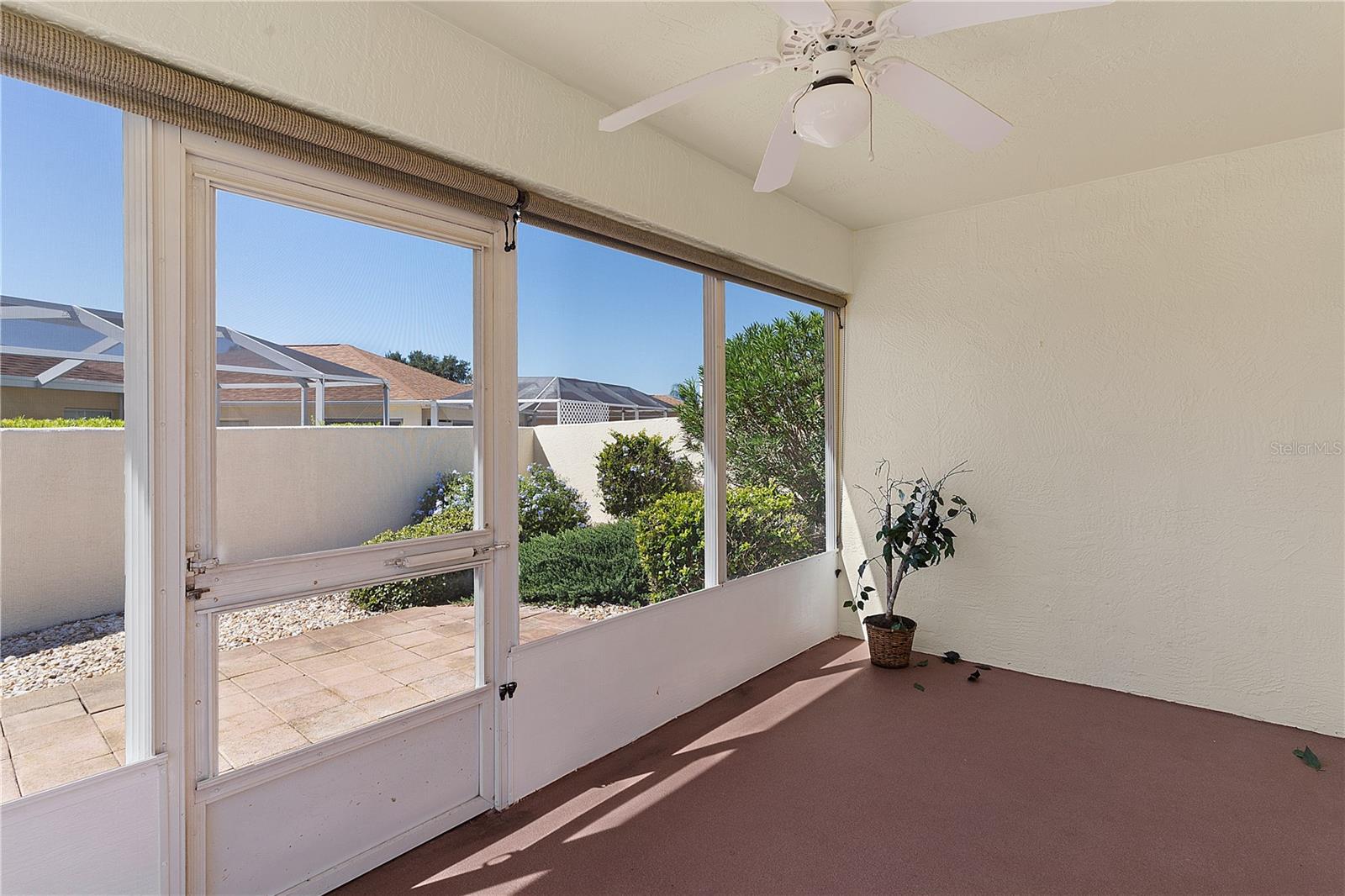 Image 32 of 46 For 1116 San Bernardo Road