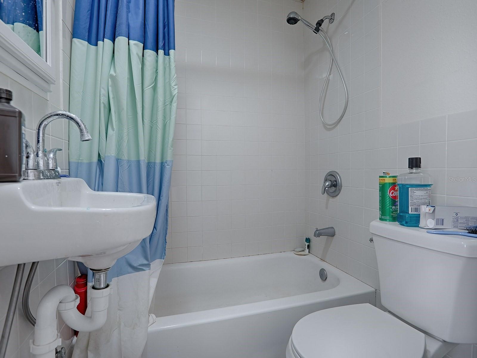 Image 38 of 50 For 426 Citrus Avenue