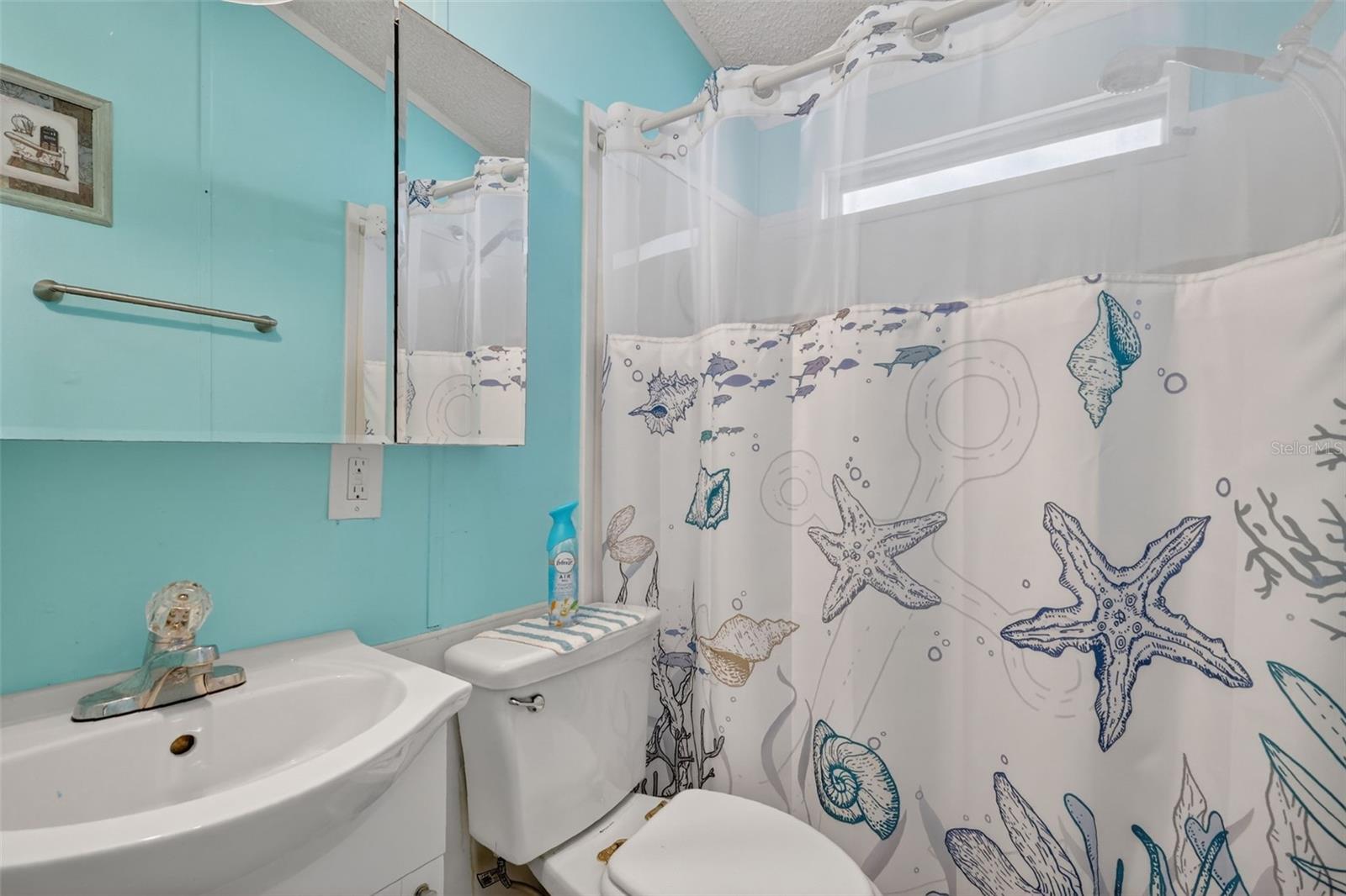 Image 18 of 25 For 38237 Oriole Way