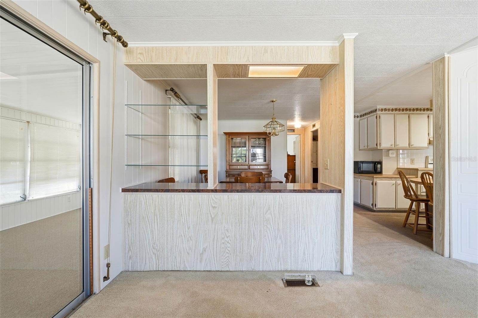 Image 12 of 33 For 1001 Belmont Circle