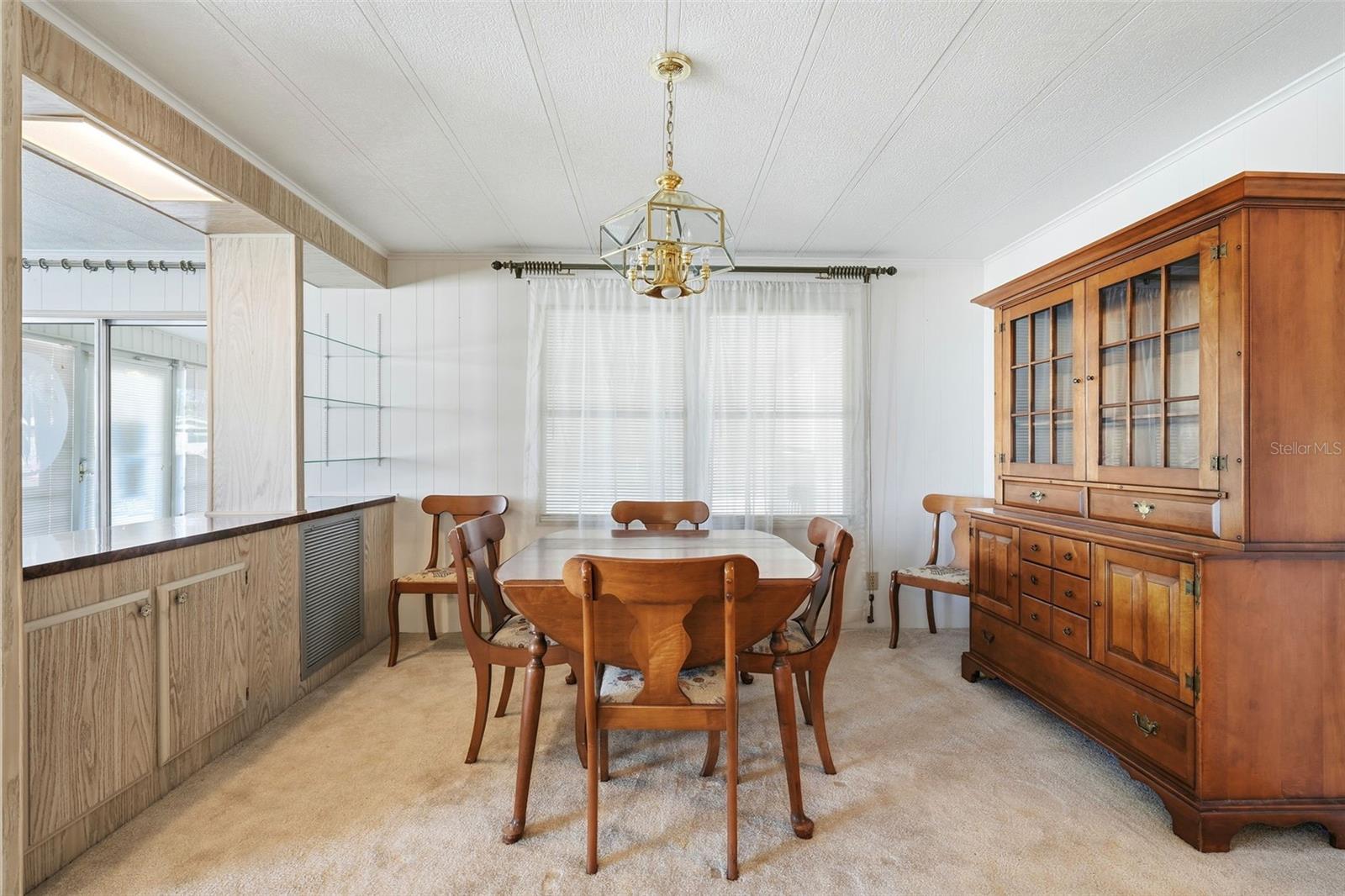 Image 13 of 33 For 1001 Belmont Circle