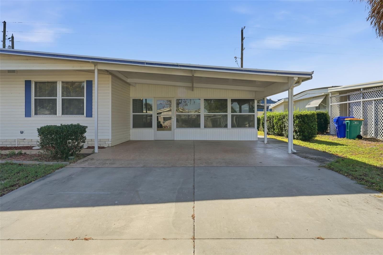 Image 2 of 33 For 1001 Belmont Circle