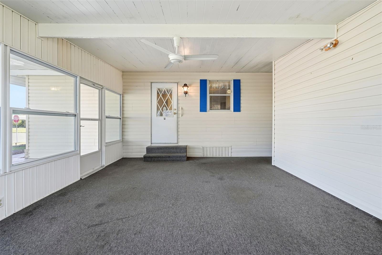 Image 3 of 33 For 1001 Belmont Circle