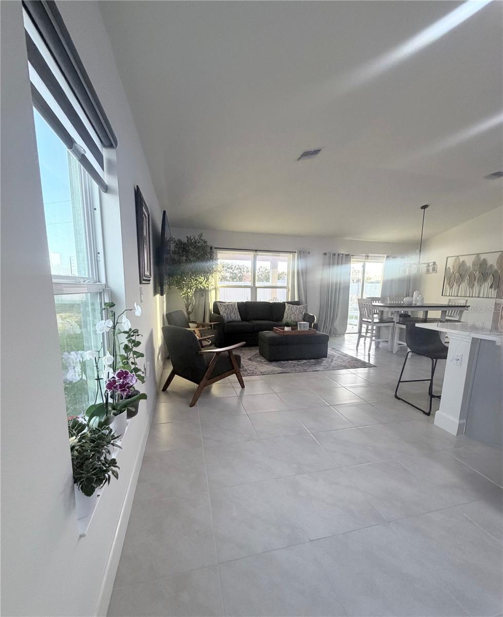 Image 7 of 41 For 4898 Caribou Ridge Avenue