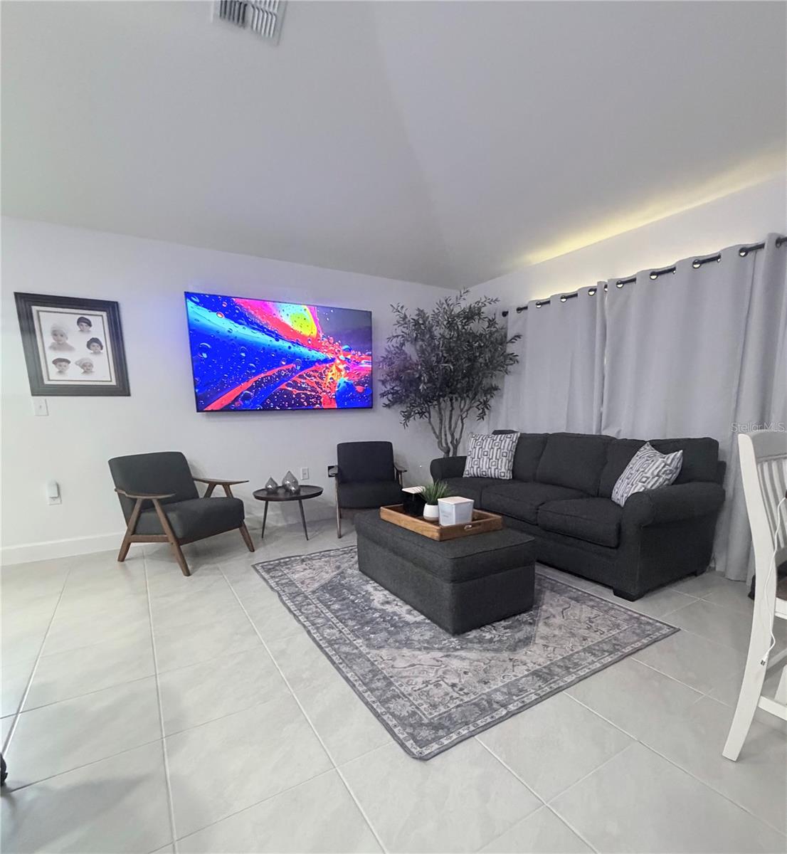 Image 8 of 41 For 4898 Caribou Ridge Avenue