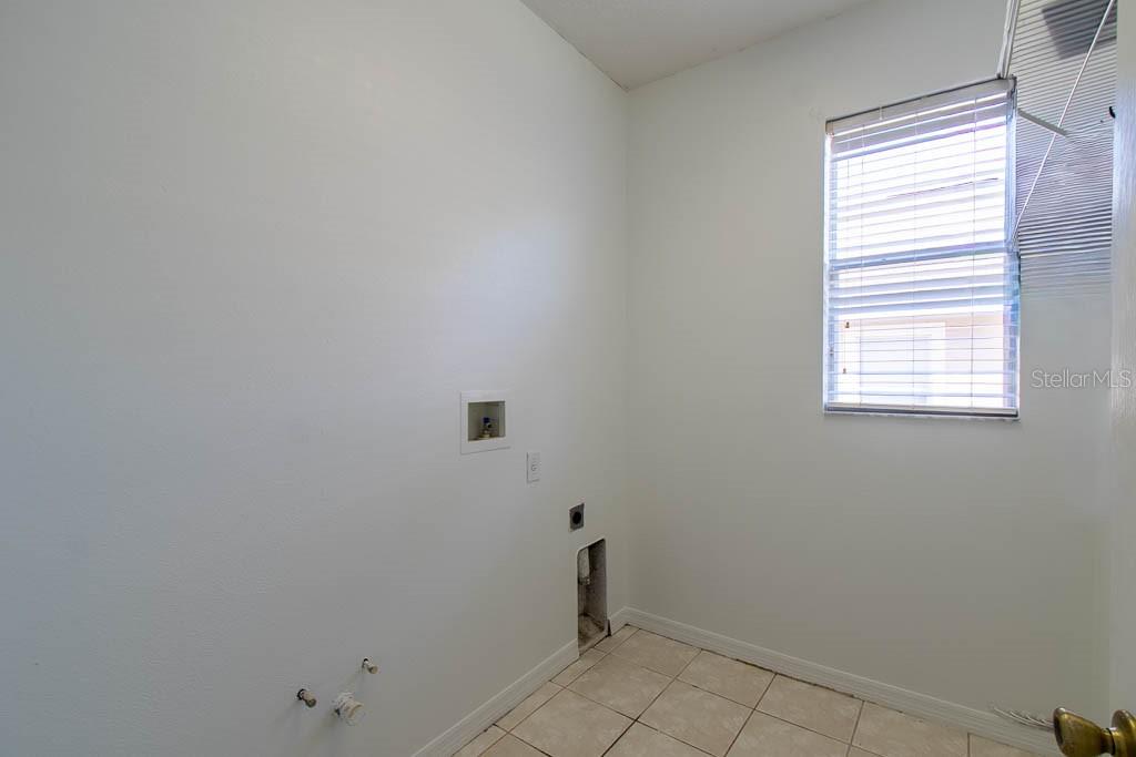 Image 15 of 54 For 33803 Terragona Drive