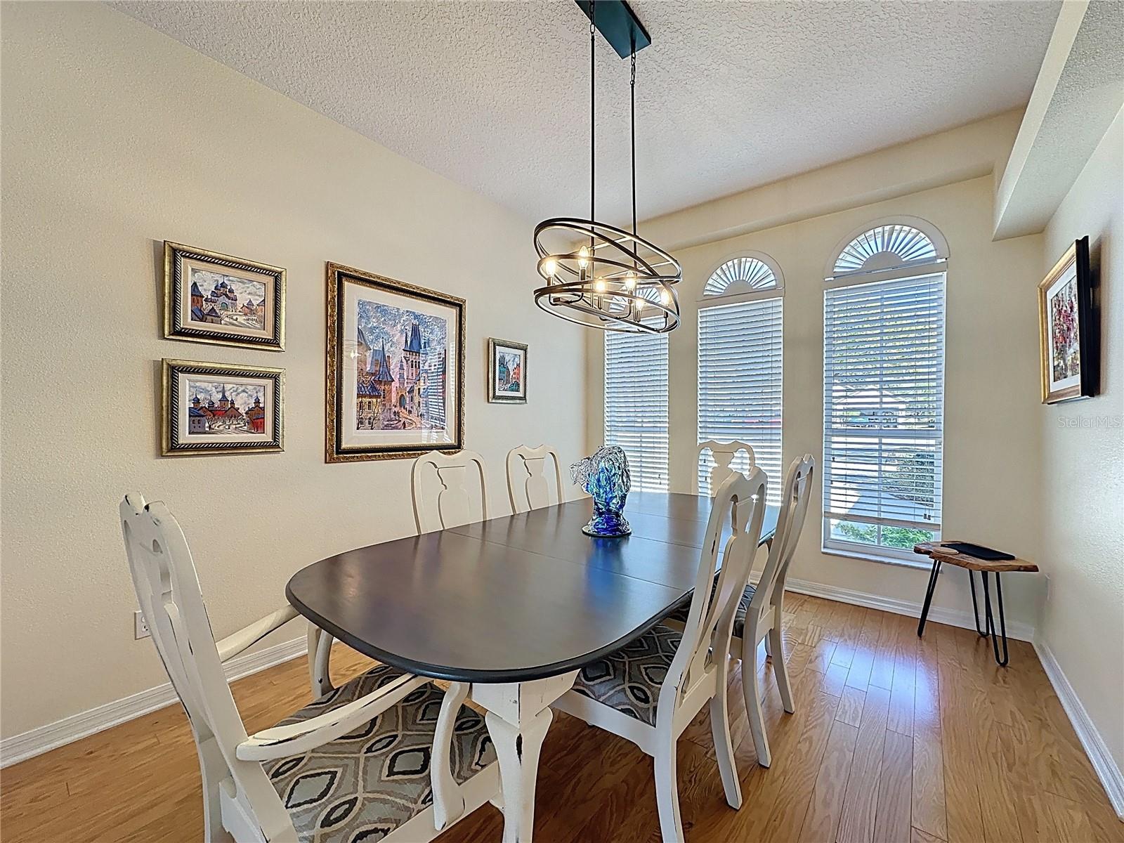 Image 24 of 87 For 3842 Avon Court