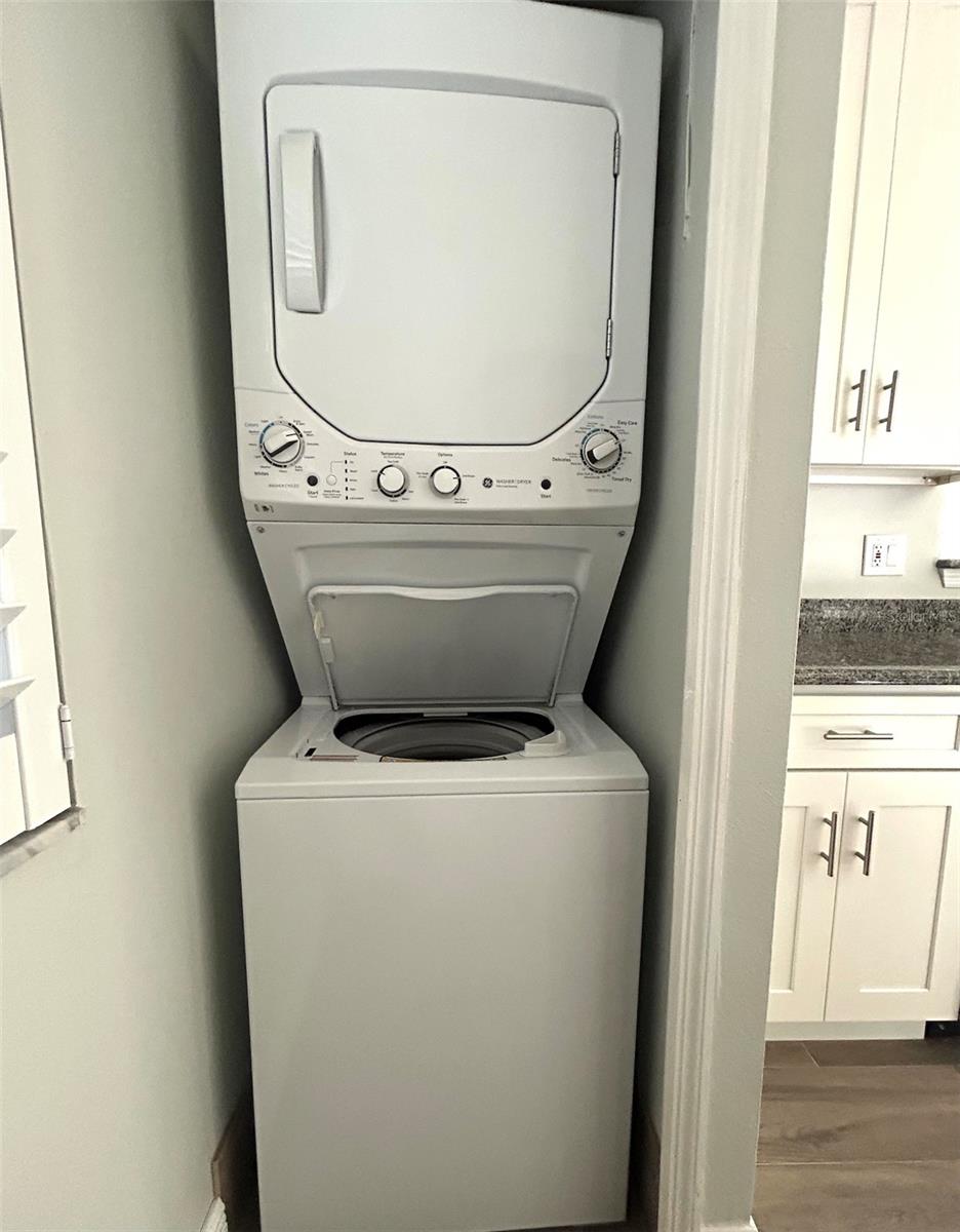 Image 15 of 45 For 936 Birmingham Court 106