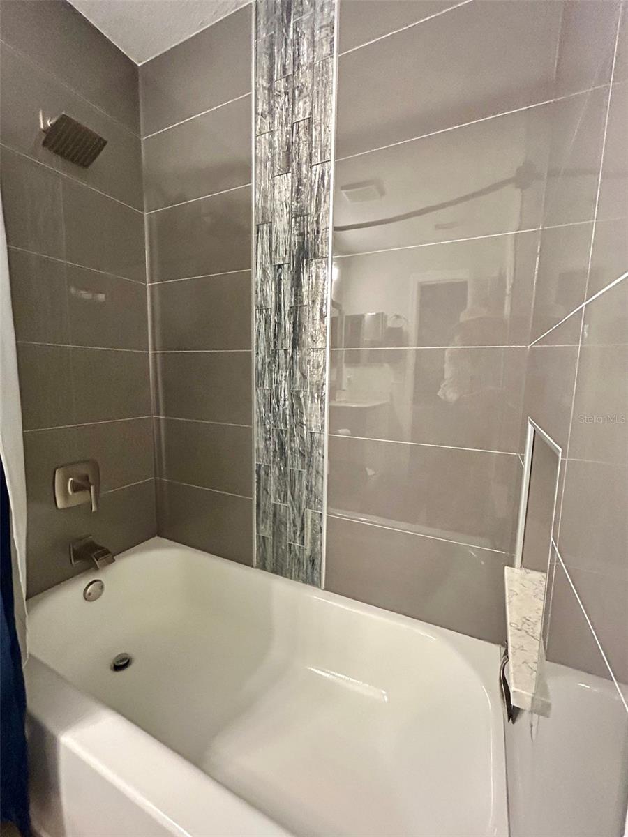 Image 28 of 45 For 936 Birmingham Court 106