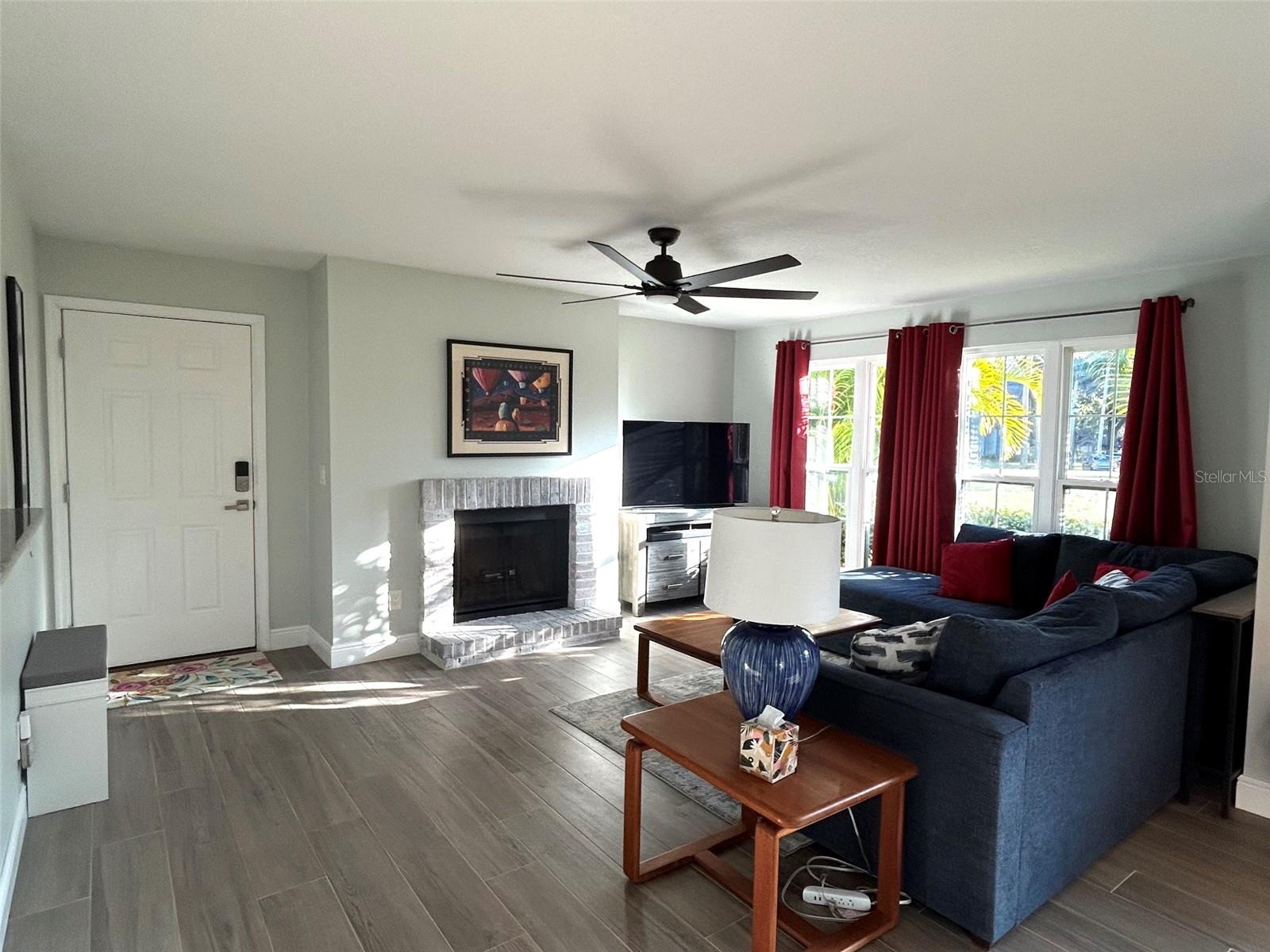 Image 5 of 45 For 936 Birmingham Court 106