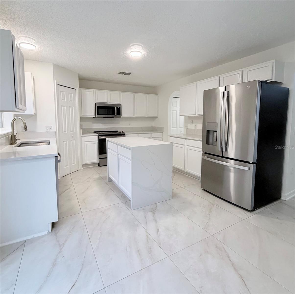 Image 11 of 45 For 1637 Myrtle Lake Avenue