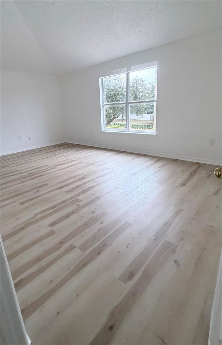 Image 30 of 45 For 1637 Myrtle Lake Avenue