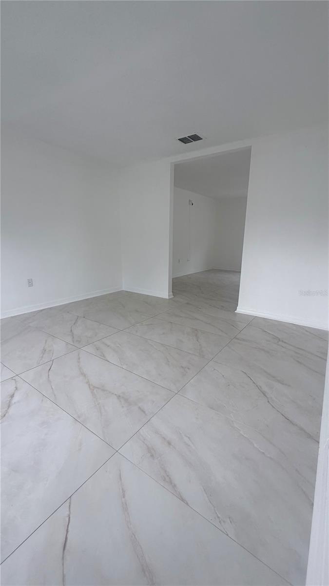 Image 7 of 45 For 1637 Myrtle Lake Avenue