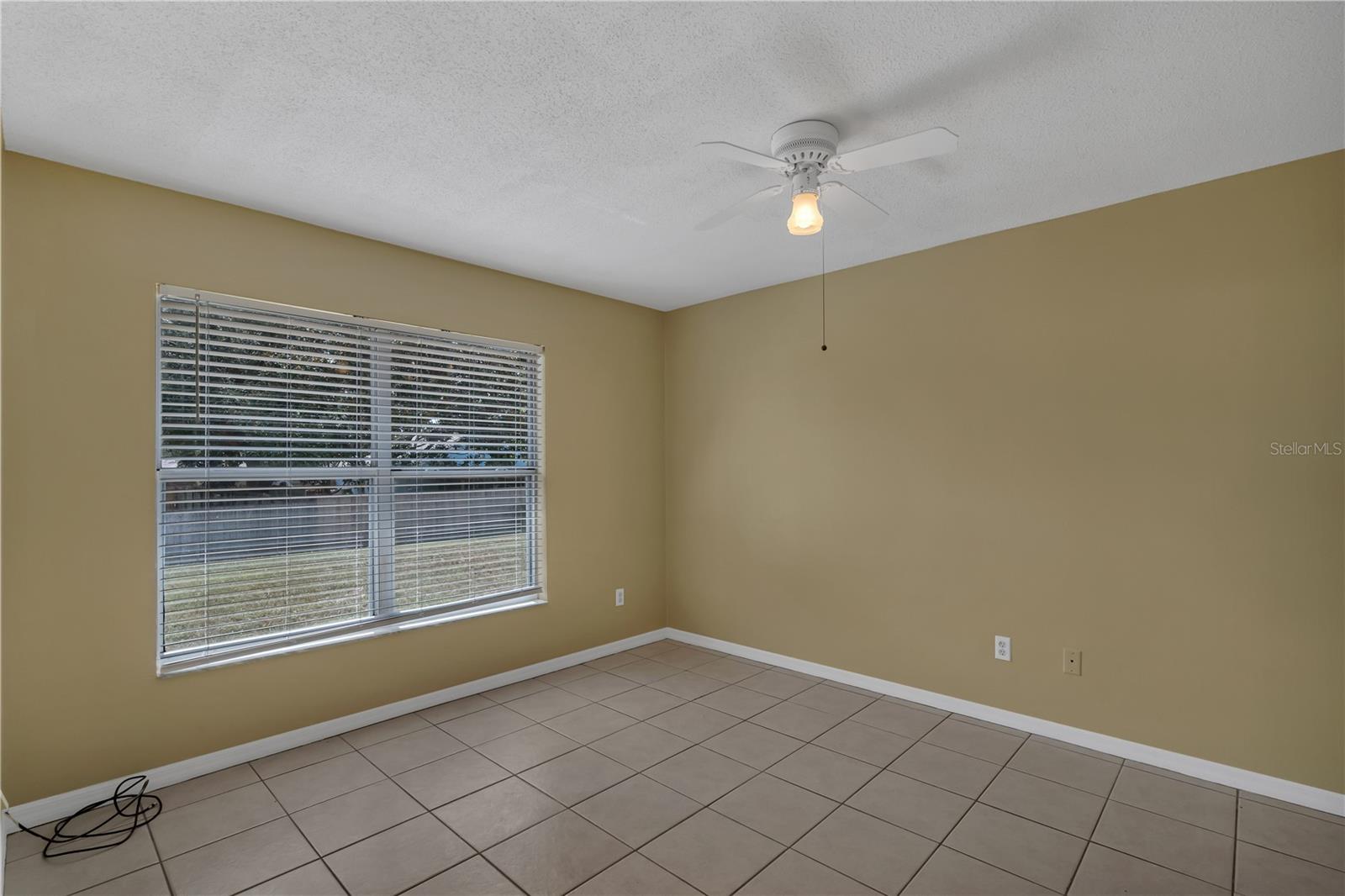 Image 19 of 46 For 10637 Crescendo Loop